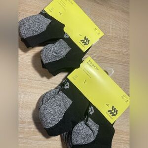 2 packs: Kids No Show 9- 2 1/2 6 pack black socks (14)